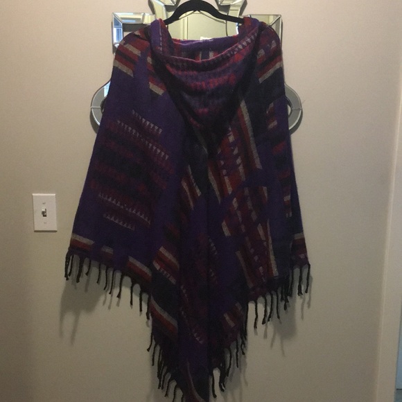 Printed Poncho - Wool material / Urban Outfitters - Picture 2 of 2